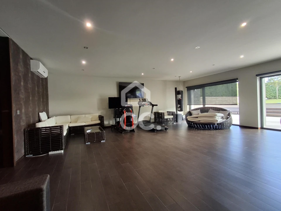 Moradia T4 para Venda em Aveleda Foto 38