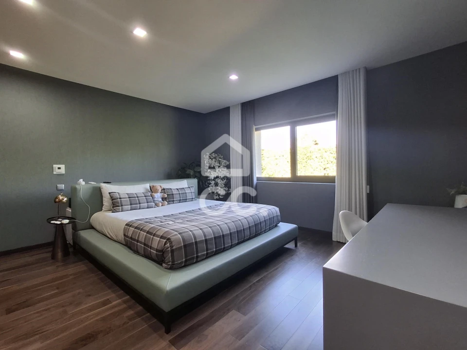 Moradia T4 para Venda em Aveleda Foto 31