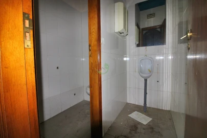 Negócio para Venda em Nogueira, Fraião e Lamaçães