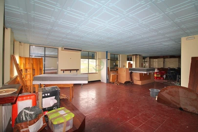 Negócio para Venda em Nogueira, Fraião e Lamaçães
