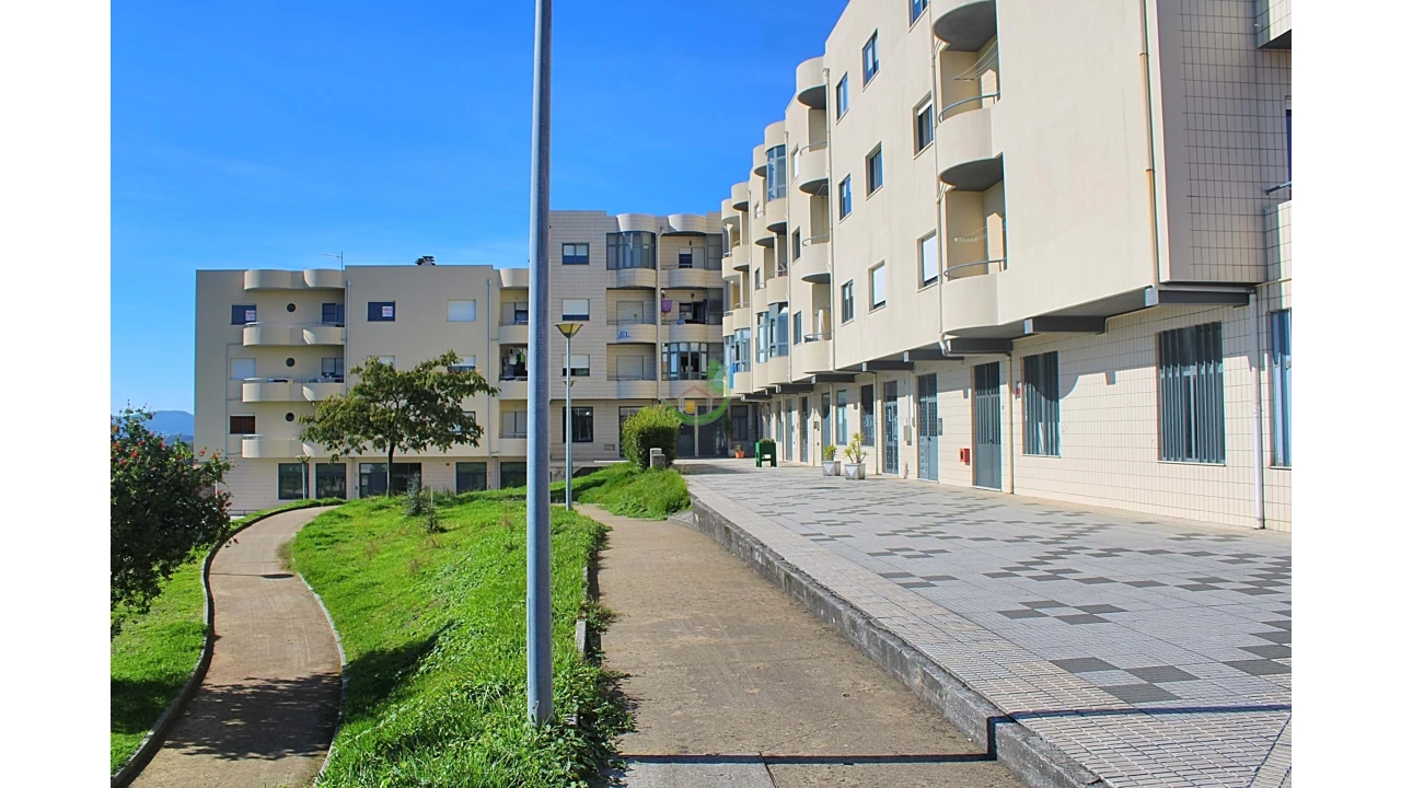 Negócio para Venda em Nogueira, Fraião e Lamaçães Foto 1