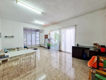 Negócio para Venda em Celeirós, Aveleda e Vimieiro