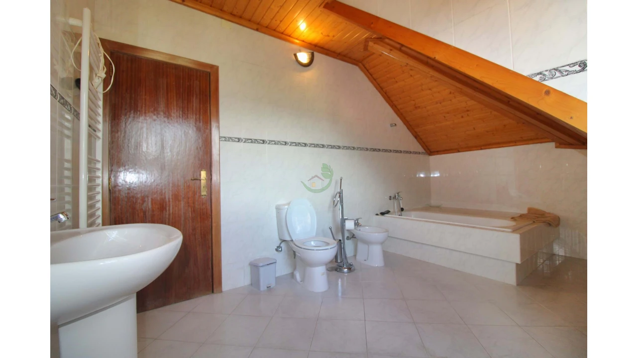 Quinta T10 para Venda em Esqueiros, Nevogilde e Travassós Foto 70