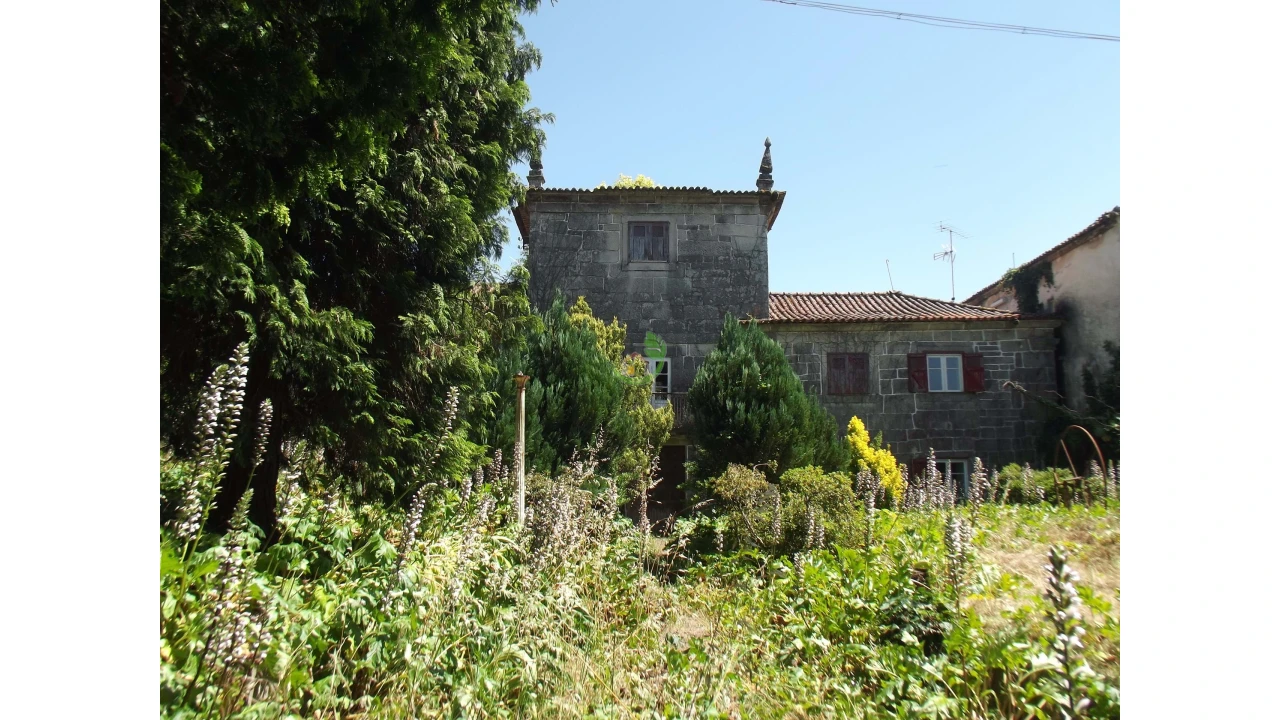 Terreno para Venda em Caldelas, Sequeiros e Paranhos Foto 1