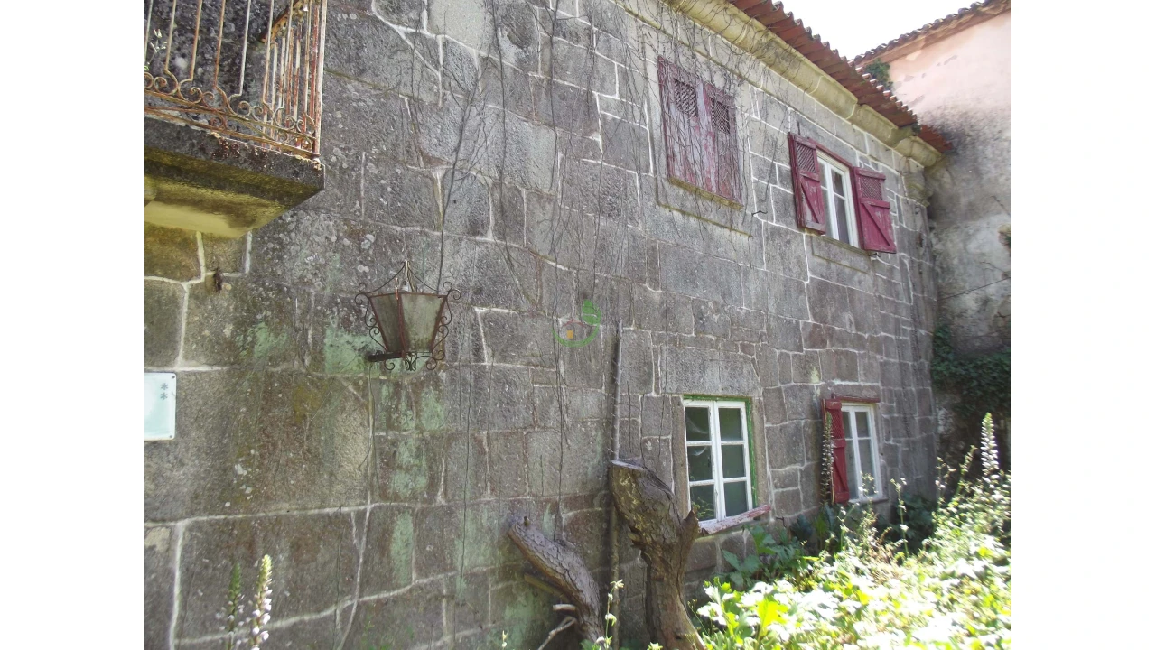 Terreno para Venda em Caldelas, Sequeiros e Paranhos Foto 2
