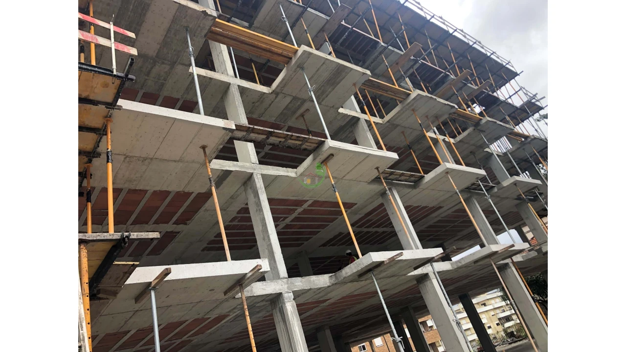 Apartamento T1 para Venda em Mazedo e Cortes Foto 4