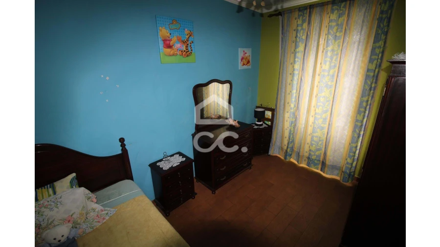 Moradia T5 para Venda em Ribeira das Tainhas Foto 9