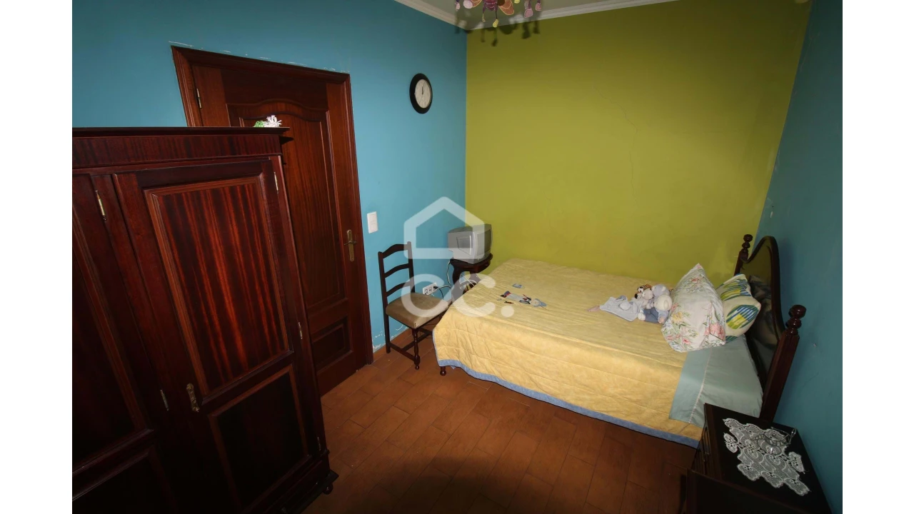 Moradia T5 para Venda em Ribeira das Tainhas Foto 10