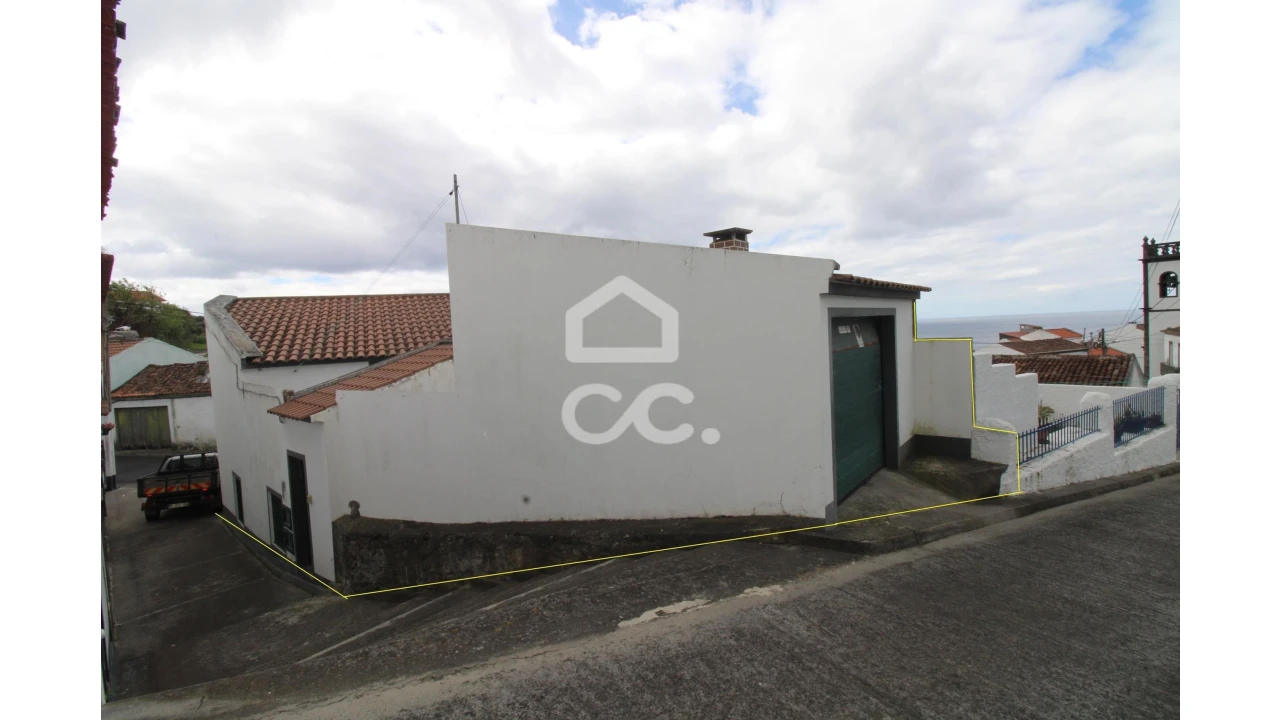 Moradia T5 para Venda em Ribeira das Tainhas Foto 4