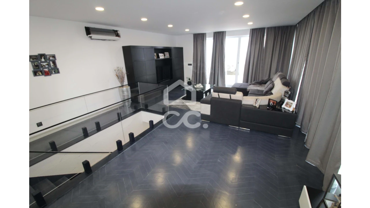 Moradia T3 para Venda em Remedios Foto 13