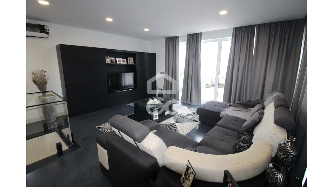 Moradia T3 para Venda em Remedios Foto 14