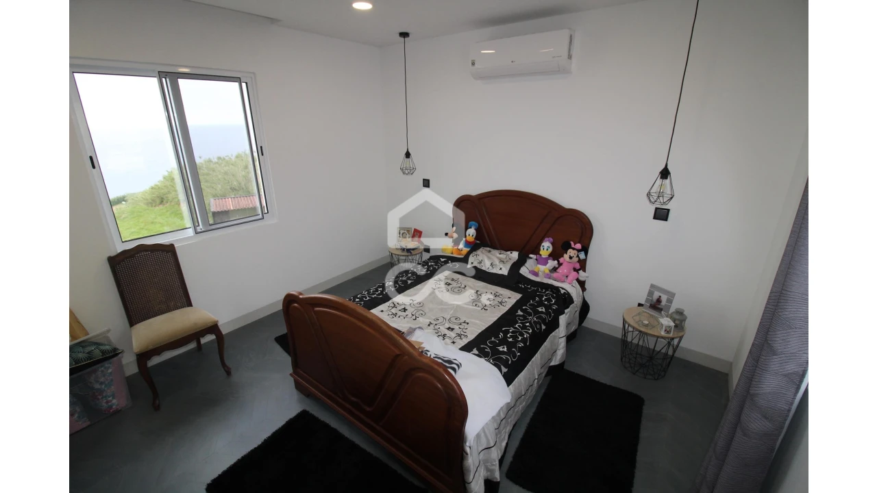 Moradia T3 para Venda em Remedios Foto 10