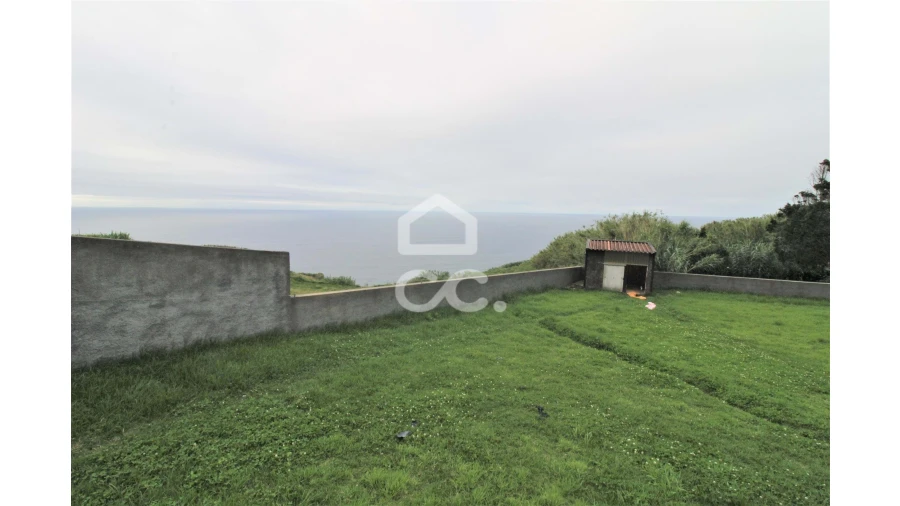 Moradia T3 para Venda em Remedios Foto 5