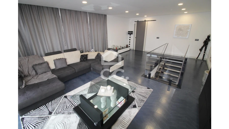 Moradia T3 para Venda em Remedios Foto 16