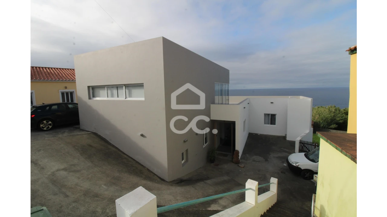 Moradia T3 para Venda em Remedios Foto 1