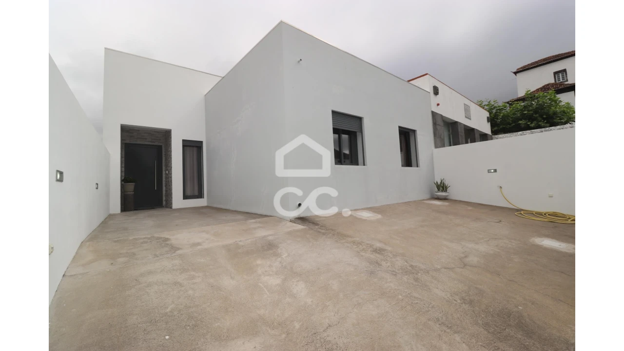 Moradia T3 para Venda em Lagoa (Nossa Senhora do Rosario) Foto 25