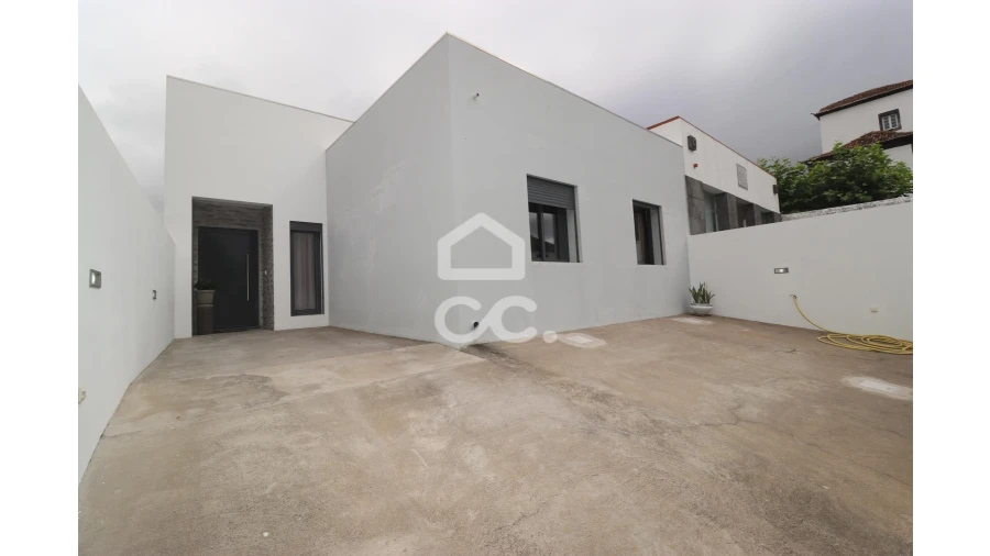 Moradia T3 para Venda em Lagoa (Nossa Senhora do Rosario) Foto 25