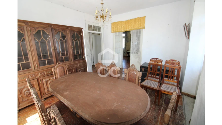 Moradia T3 para Venda em Achada Foto 3