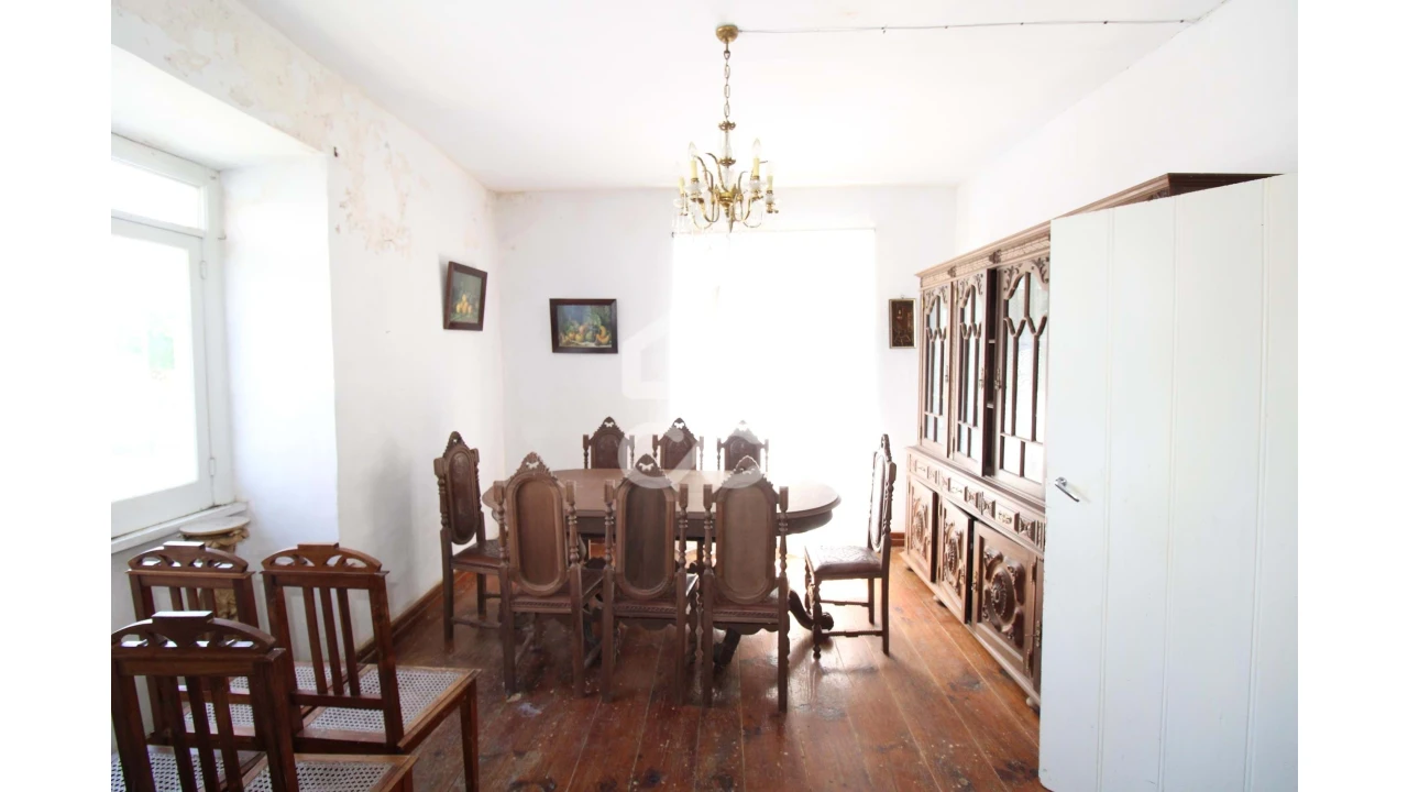 Moradia T3 para Venda em Achada Foto 2