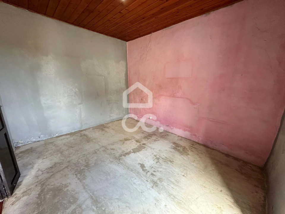 Moradia T1 para Venda em Lomba de São Pedro Foto 10