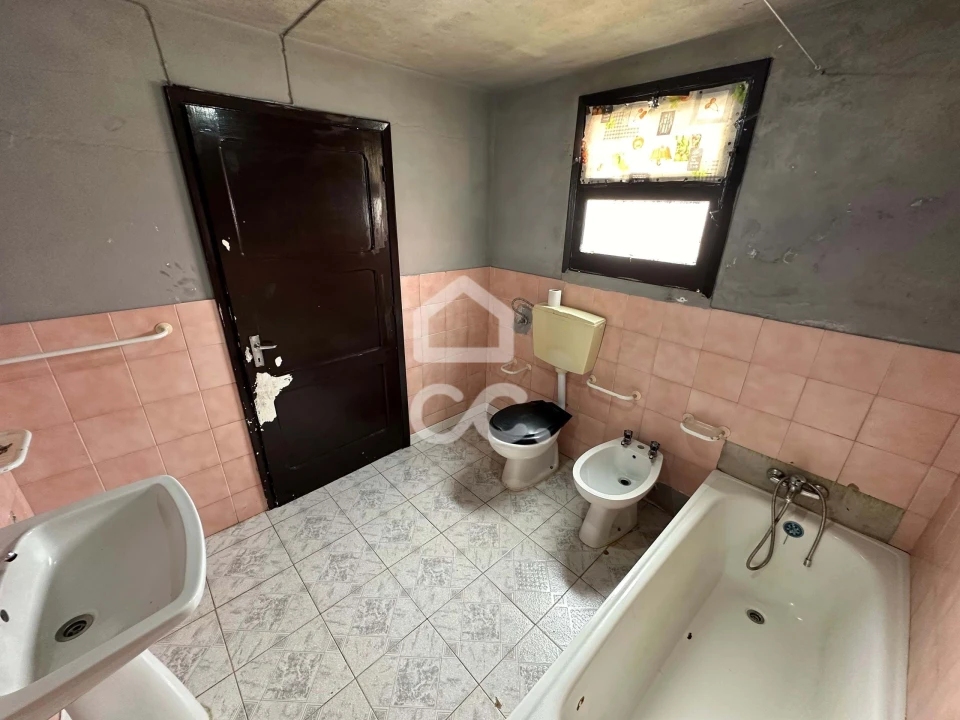 Moradia T1 para Venda em Lomba de São Pedro Foto 22