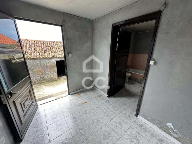 Moradia T1 para Venda em Lomba de São Pedro Foto 19