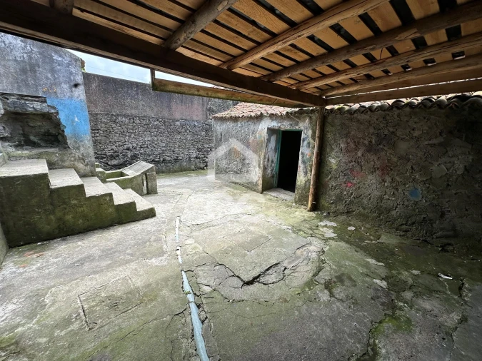 Moradia T1 para Venda em Lomba de São Pedro Foto 23