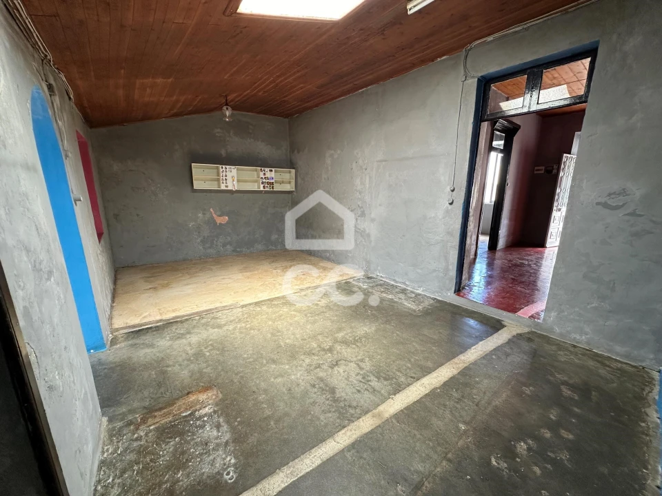 Moradia T1 para Venda em Lomba de São Pedro Foto 12