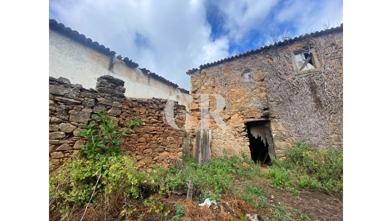 Moradia T3 para Venda em Campelo Foto 18