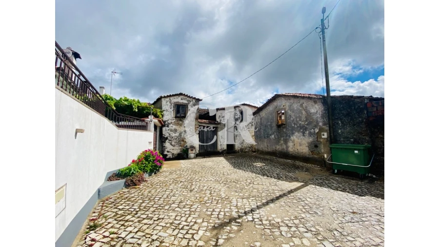 Moradia T3 para Venda em Campelo Foto 46