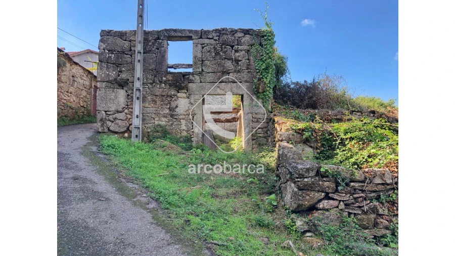 Moradia T1 para Venda em Eiras e Mei Foto 2