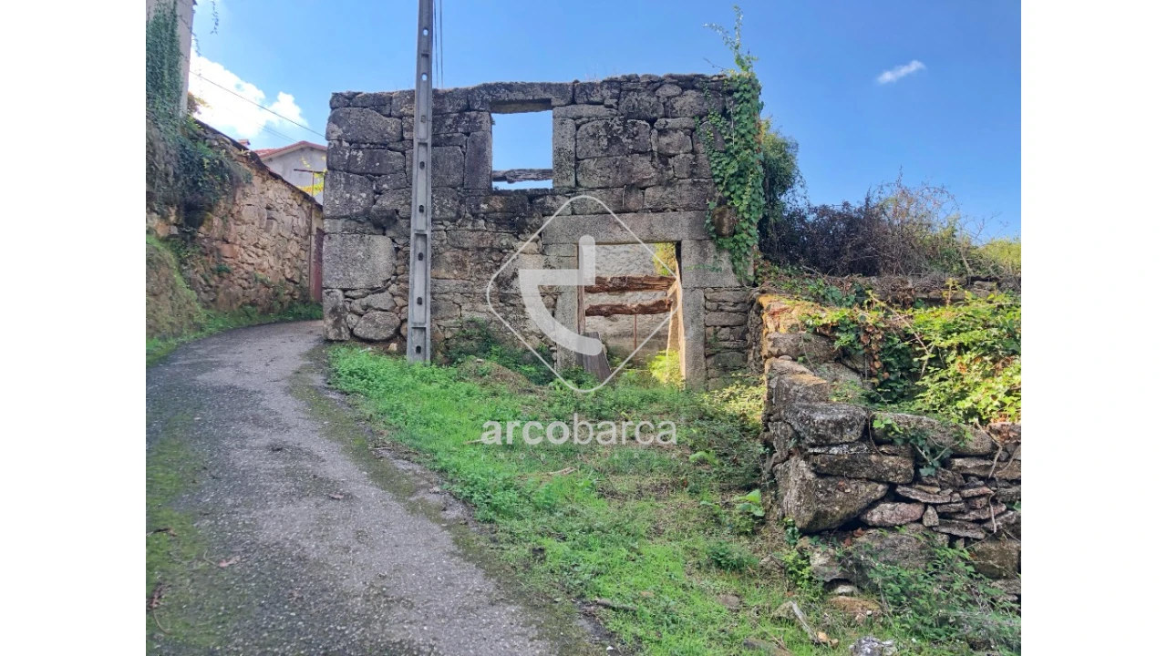 Moradia T1 para Venda em Eiras e Mei Foto 7