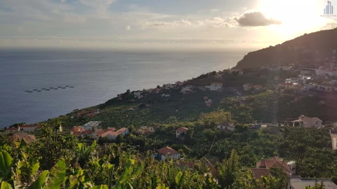 Moradia T3 para Venda em Arco da Calheta