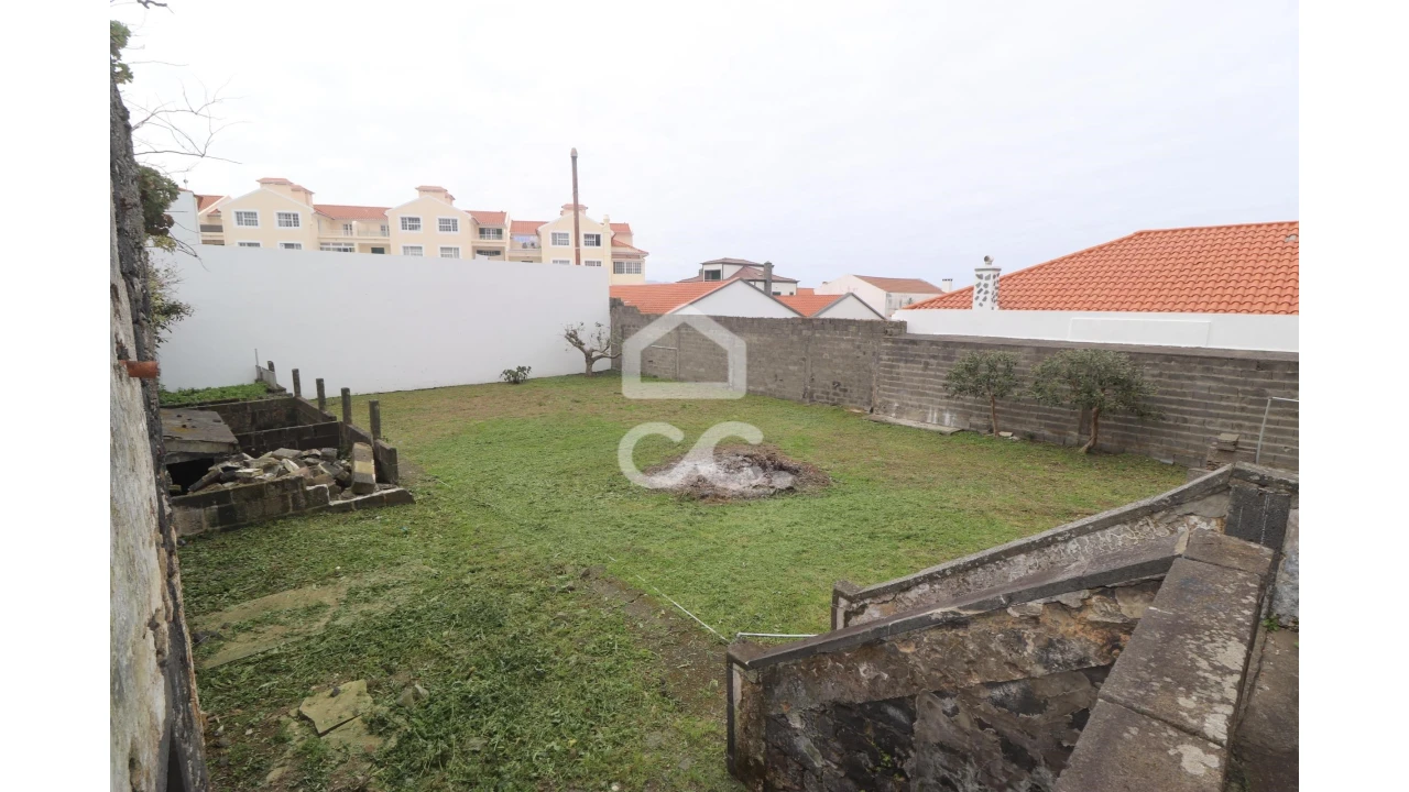 Moradia T7 para Venda em Ribeira Grande (Conceição) Foto 6