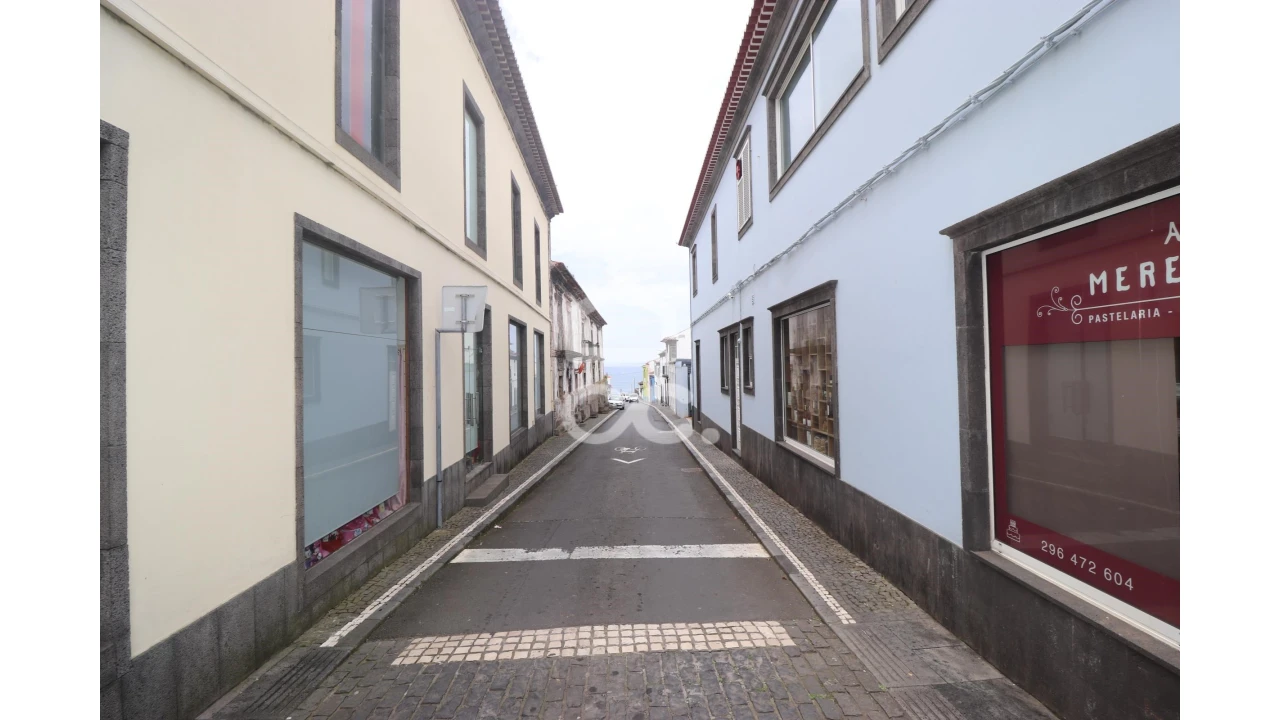 Moradia T7 para Venda em Ribeira Grande (Conceição) Foto 11