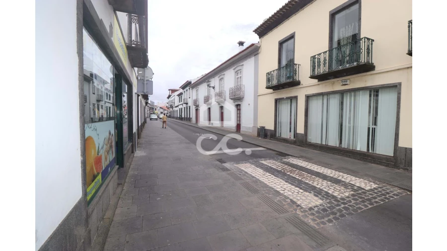 Moradia T7 para Venda em Ribeira Grande (Conceição) Foto 10