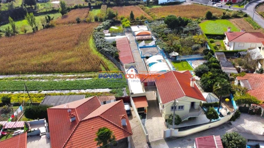 Quinta T4 para Venda em Vila Nova de Famalicão e Calendário Foto 1