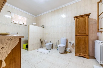 Quinta T4 para Venda em Romeira e Várzea