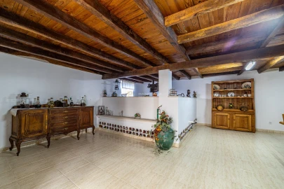 Quinta T4 para Venda em Romeira e Várzea