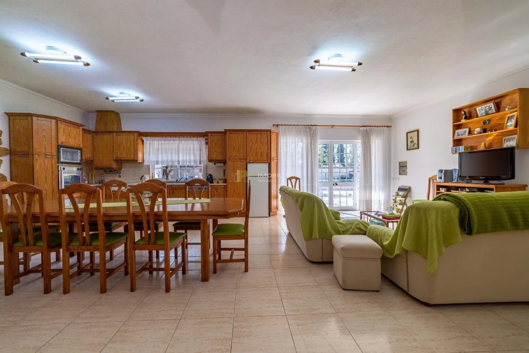 Quinta T4 para Venda em Romeira e Várzea Foto 4