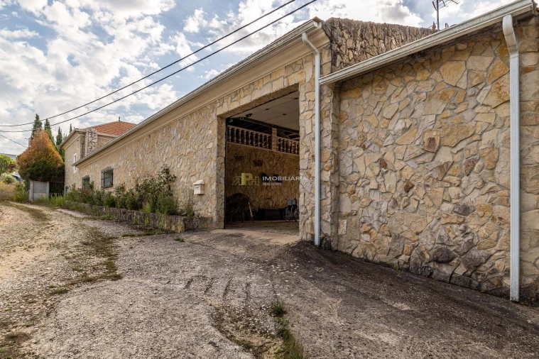 Quinta T4 para Venda em Romeira e Várzea Foto 6