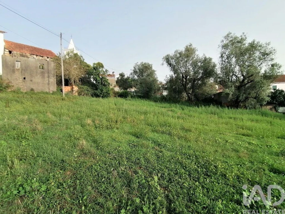 Moradia T3 para Venda em Lamas Foto 8