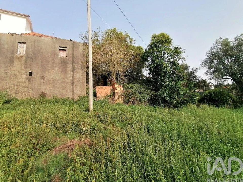 Moradia T3 para Venda em Lamas Foto 7