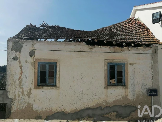 Moradia T3 para Venda em Lamas Foto 4