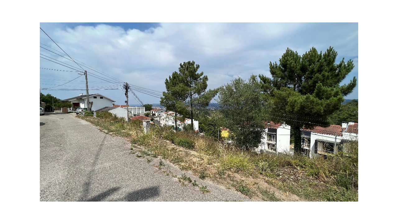 Terreno para Venda em Assafarge e Antanhol Foto 2