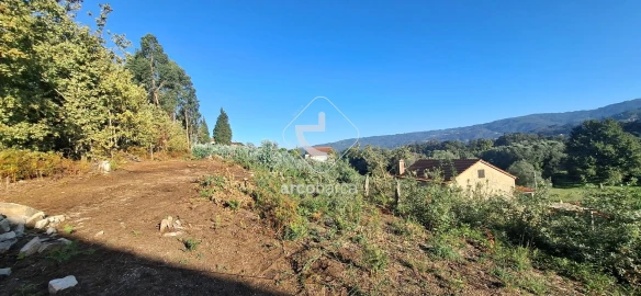Terreno para Venda em Refoios do Lima