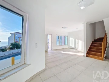 Moradia T3 para Venda em Ericeira