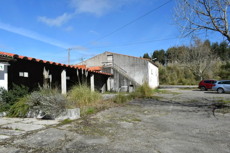 Armazém para Venda em Sebal e Belide Foto 15