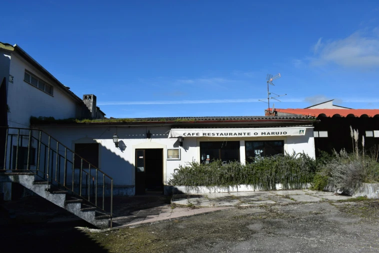 Armazém para Venda em Sebal e Belide Foto 1