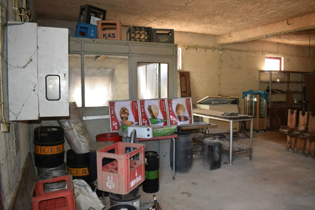 Armazém para Venda em Sebal e Belide Foto 8